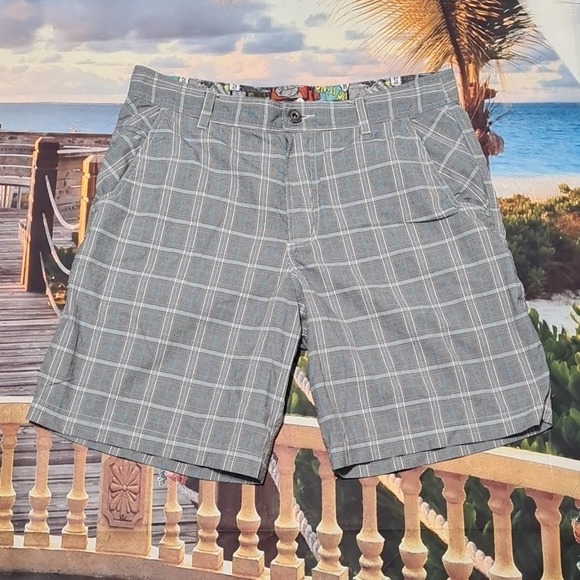 Lululemon Plaid Board Shorts‎ Size 34 - Picture 1 of 6